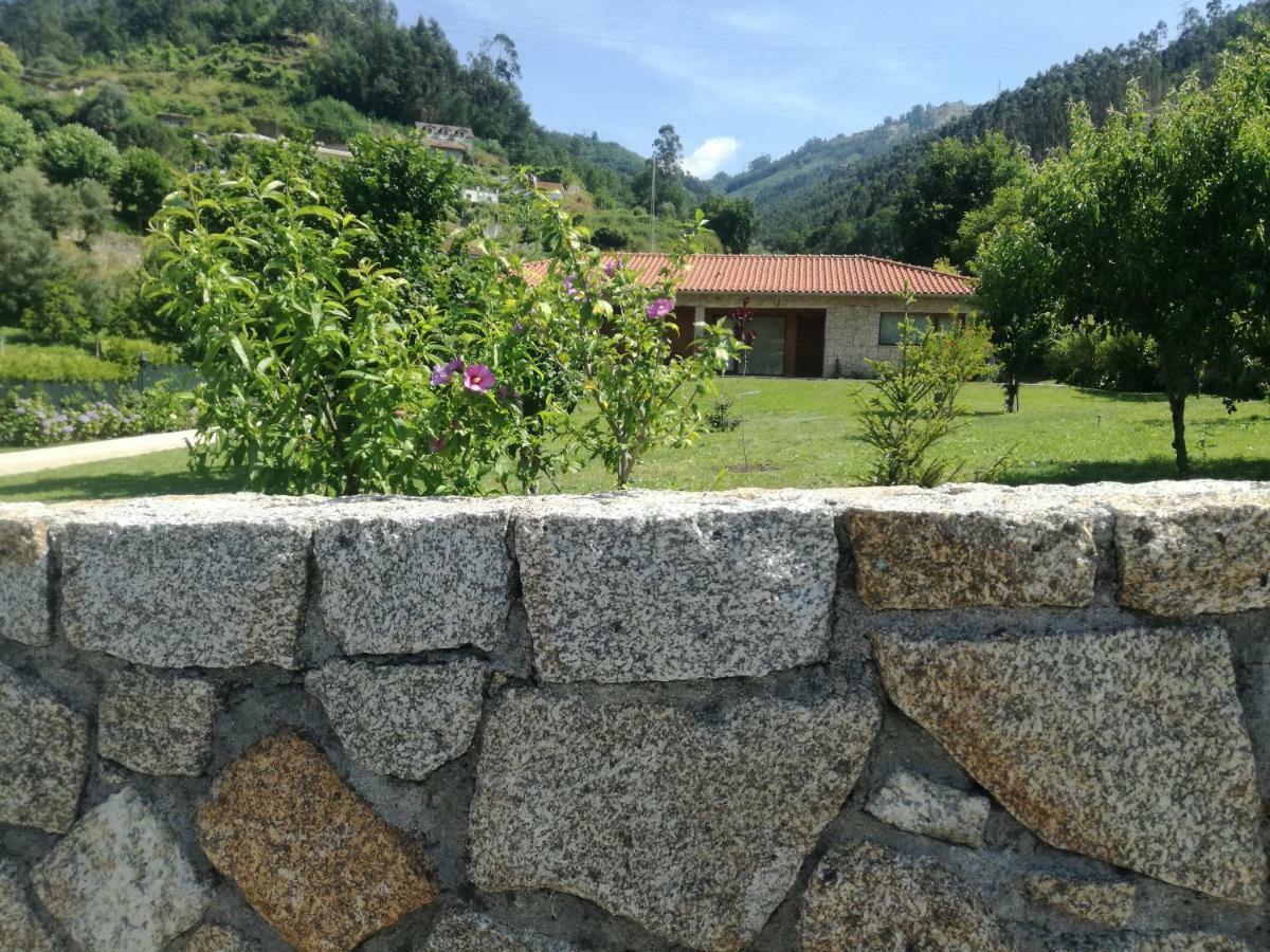 Cottage, Casa Do Laranjal - Near Герес Экстерьер фото